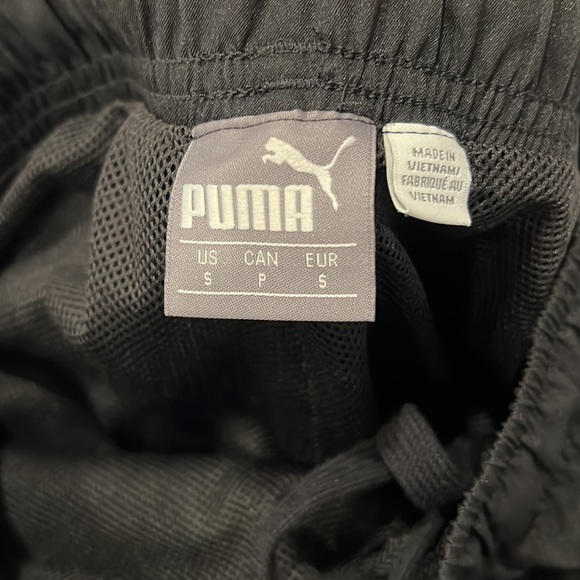 PUMA tracksuit pants - Picture 2 of 4